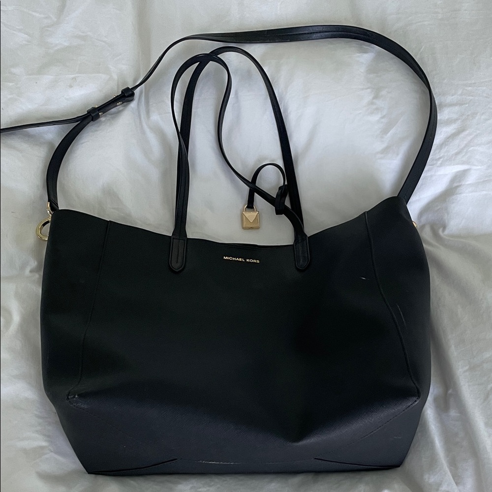 Michael Kors Elegant Black Tote